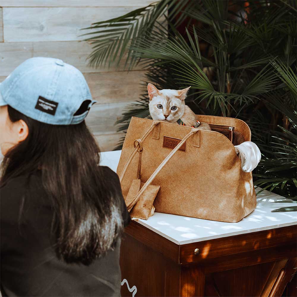 Transportín para mascotas impermeable y ecológico Dupont Vogue - City Roamer