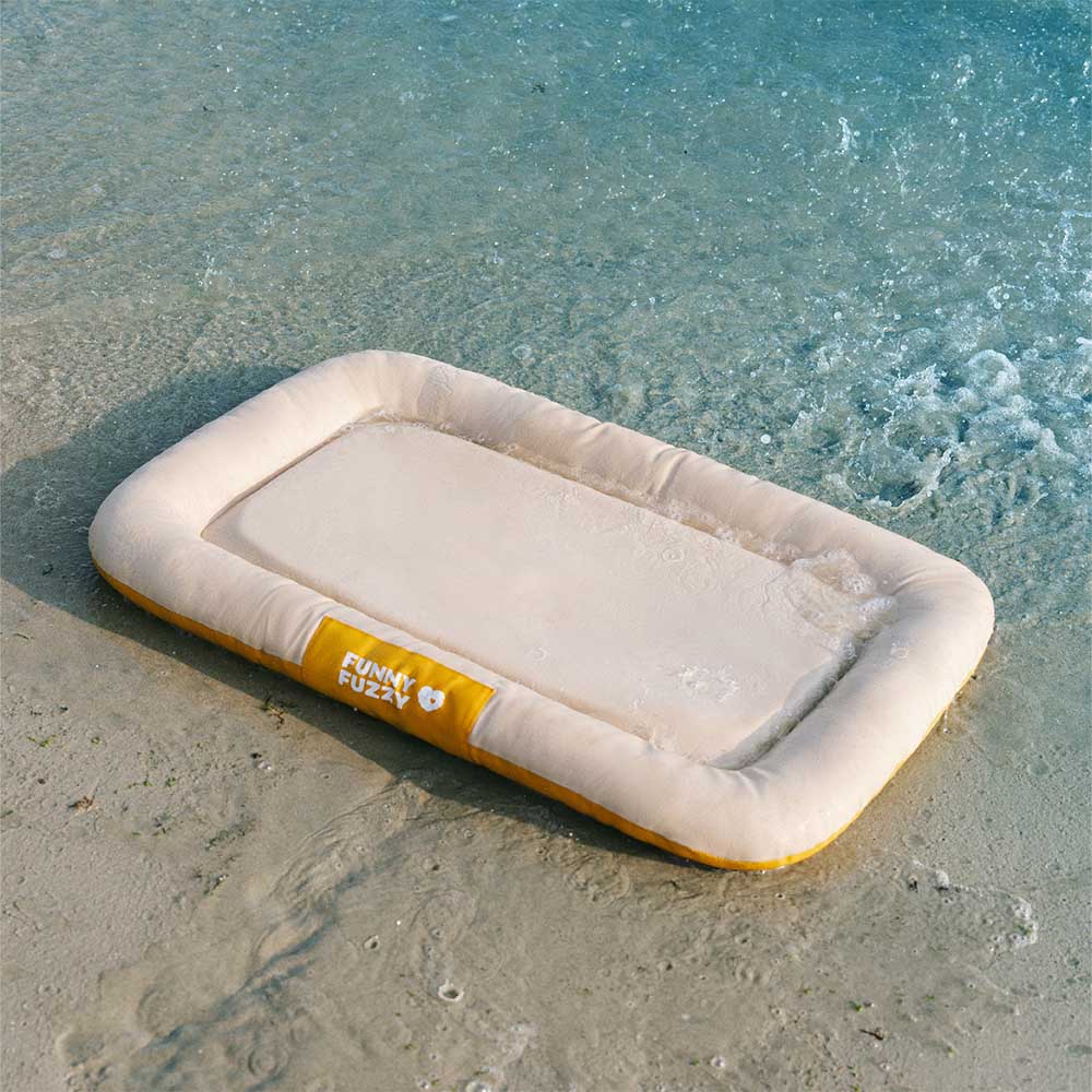 Manta ortopédica para perros resistente al agua y a los arañazos de colores bloqueados para exteriores - Trek Lounge