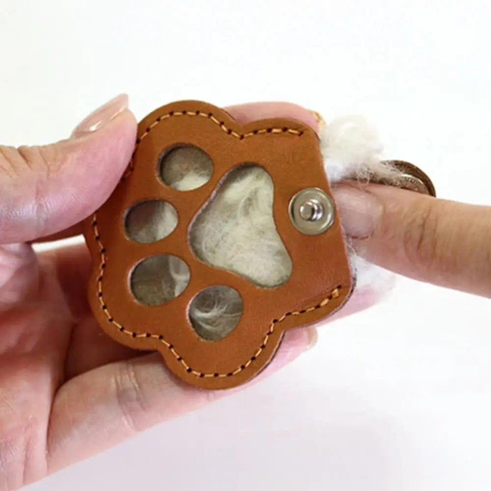 Llavero con relicario de memoria para cabello de mascota