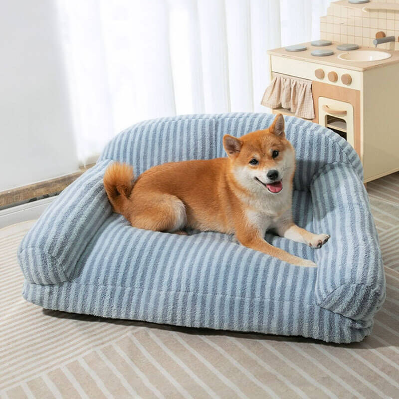 Elegante sofá cama extraíble de felpa a rayas para perros y gatos