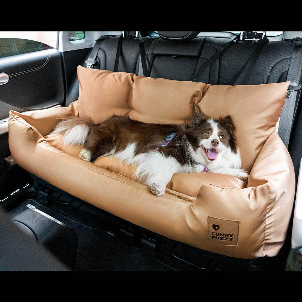 Cama de respaldo impermeable y segura para perros medianos y grandes para viajes en coche