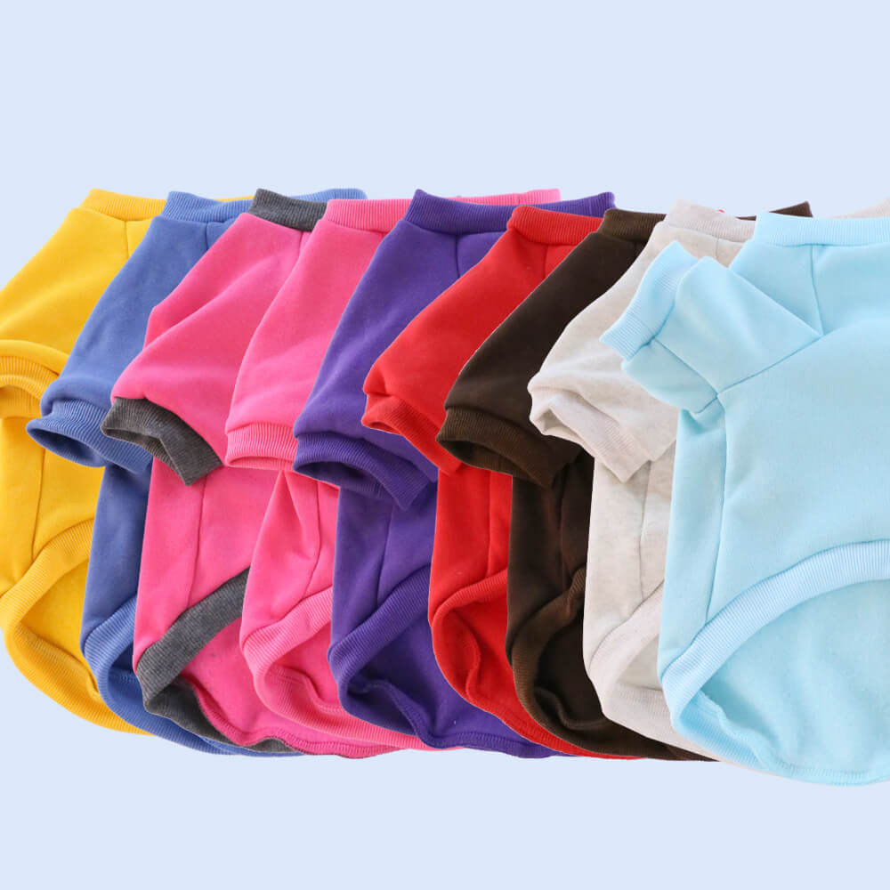 Camisa básica para perros de color sólido: ropa clásica, cómoda y para uso diario