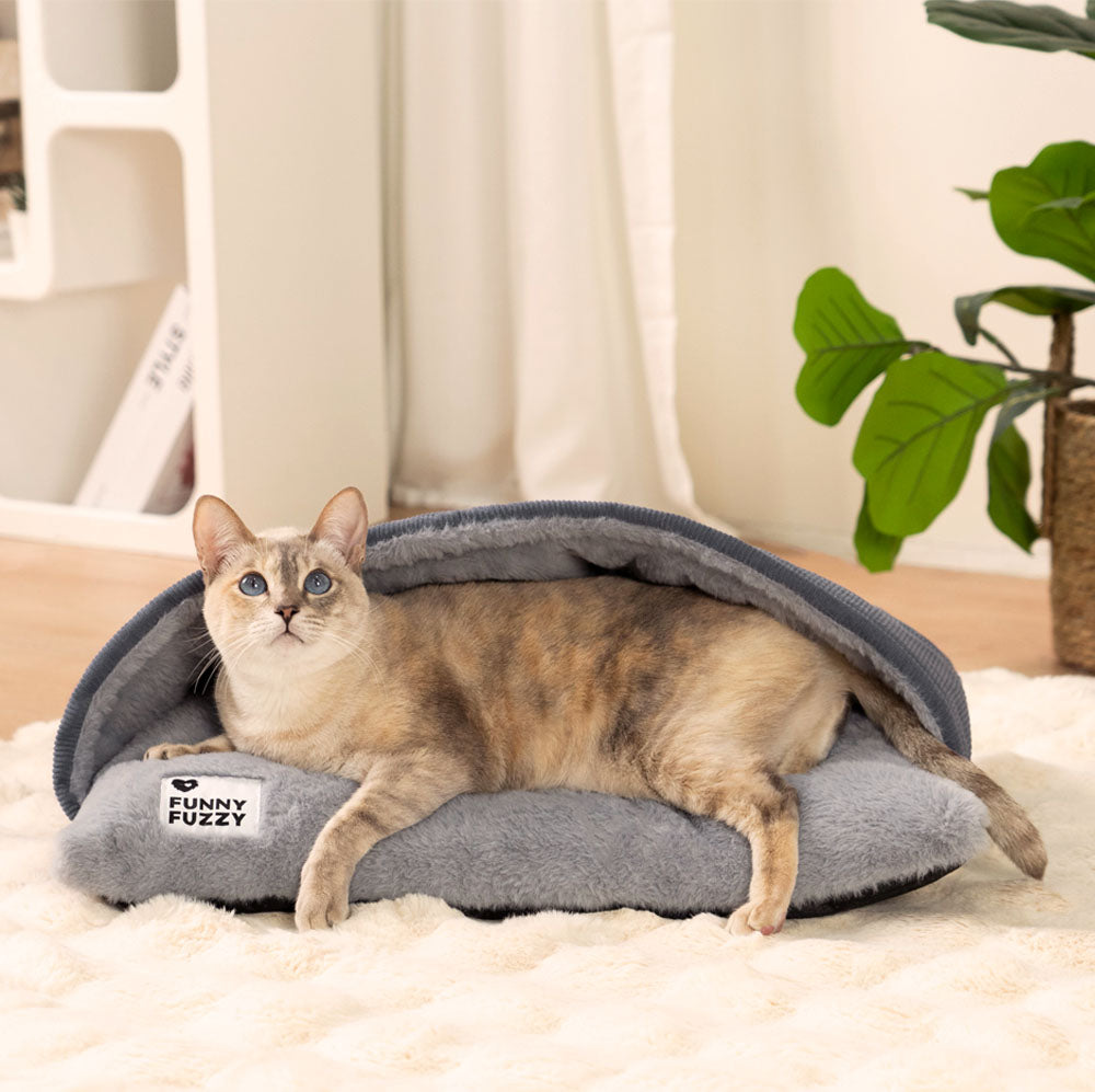 Cama de gato ultra suave y difuso gatito