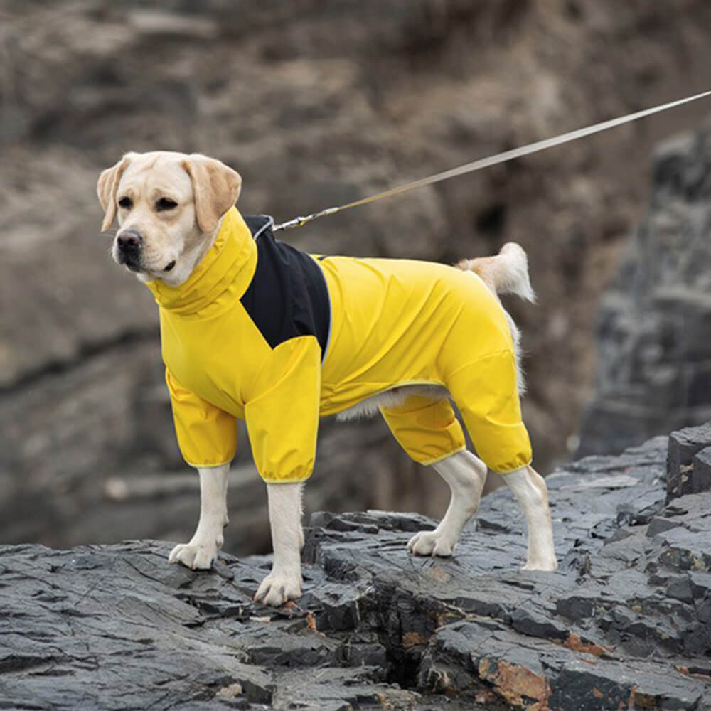 Chubasquero elástico de cuello alto impermeable para perros con tira reflectante