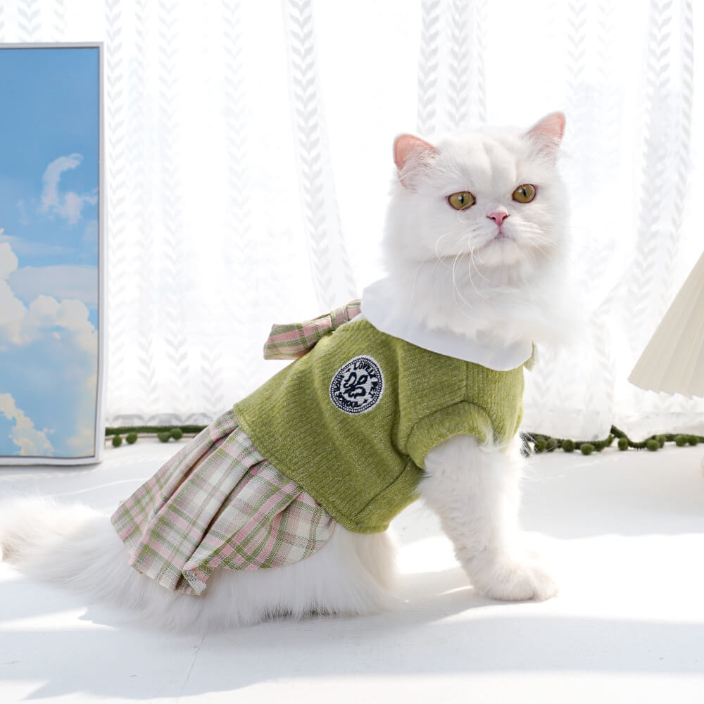 Vestido de colegiala a cuadros con cuello y corbata para perro