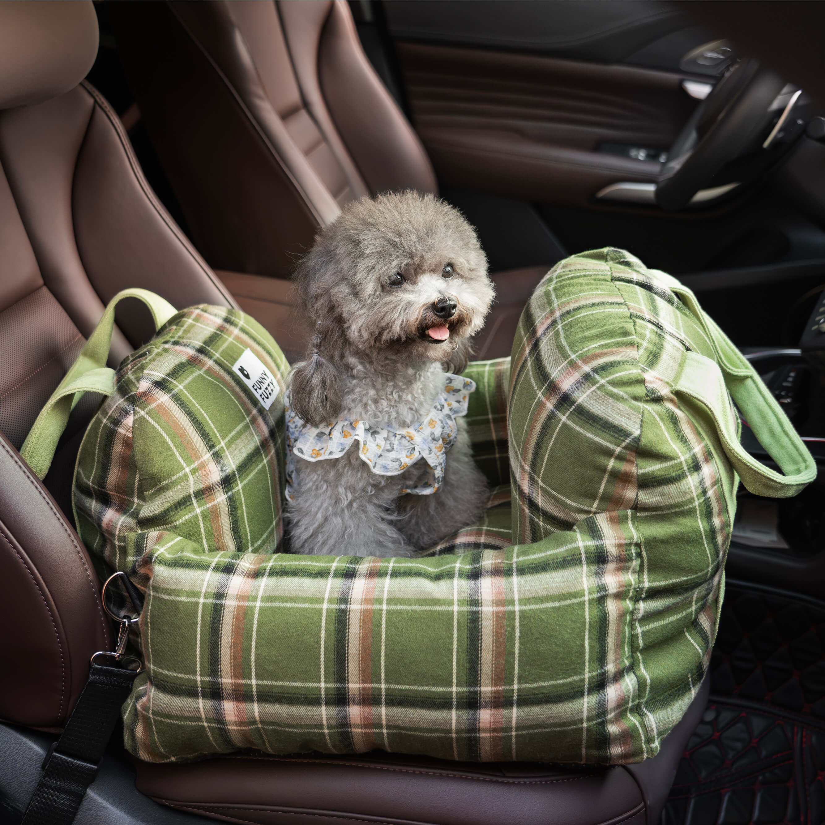 Cama de seguridad para el asiento del coche del perro