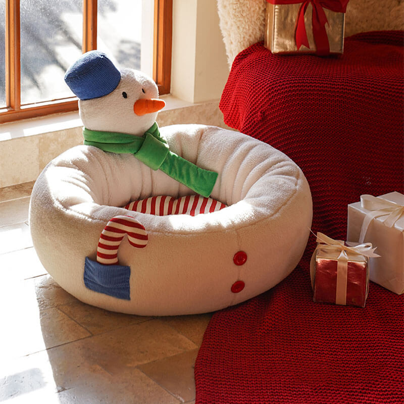 Cama acogedora para gatos con forma de muñeco de nieve navideño