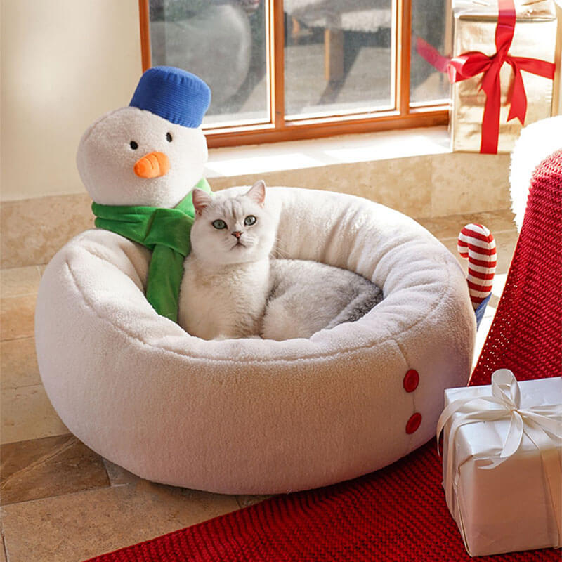 Cama acogedora para gatos con forma de muñeco de nieve navideño