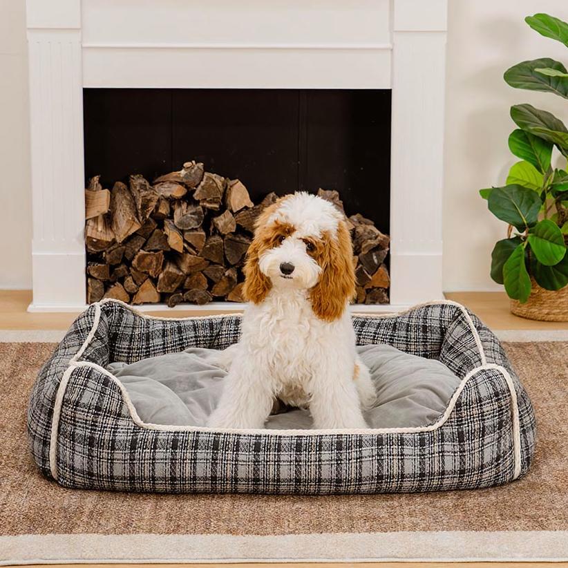 Cama para perros con cojines extraíbles, clásica y retro a cuadros, relajante - Nostalgic Retreat