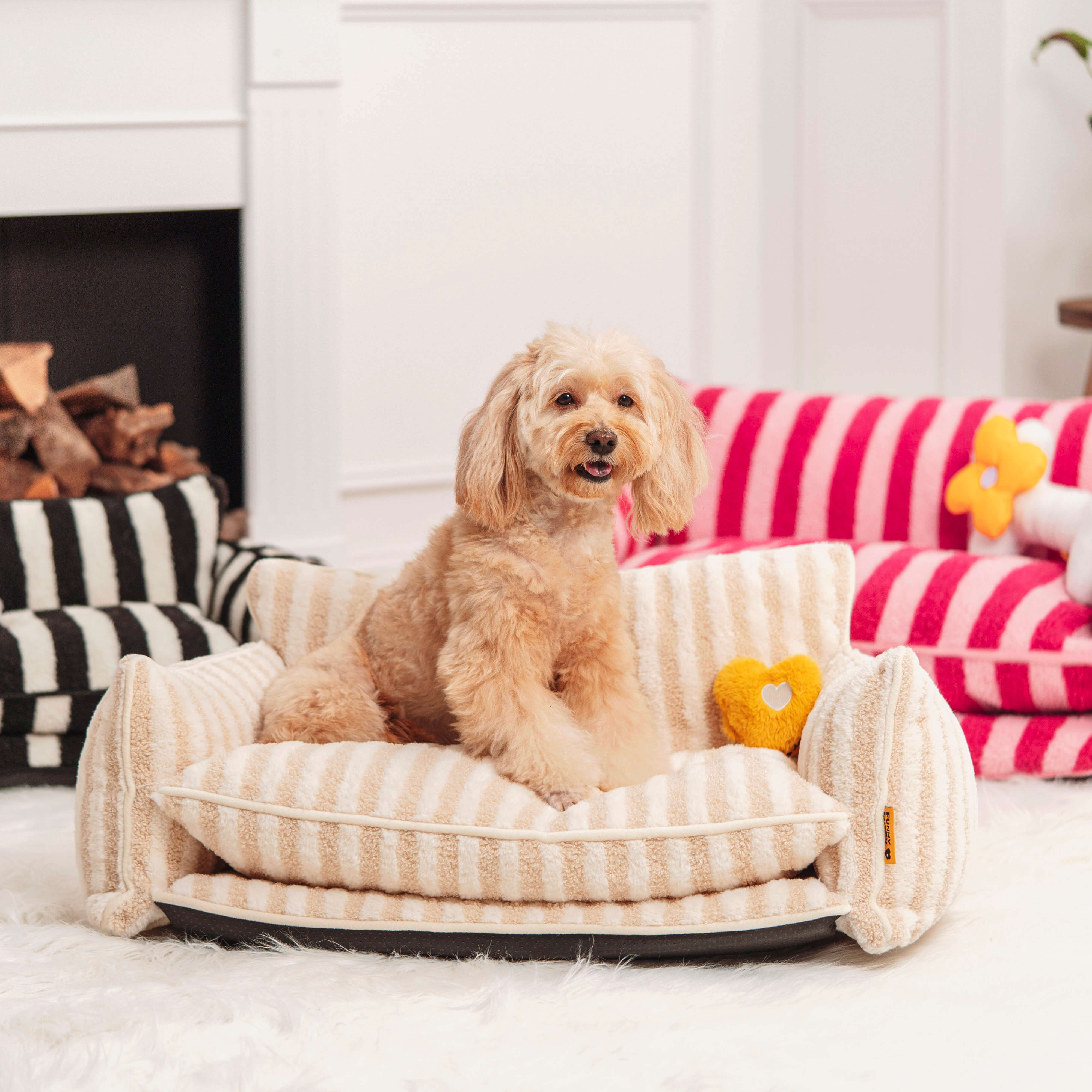 Sofá cama para perros y gatos de lana de cordero sintética a rayas de moda