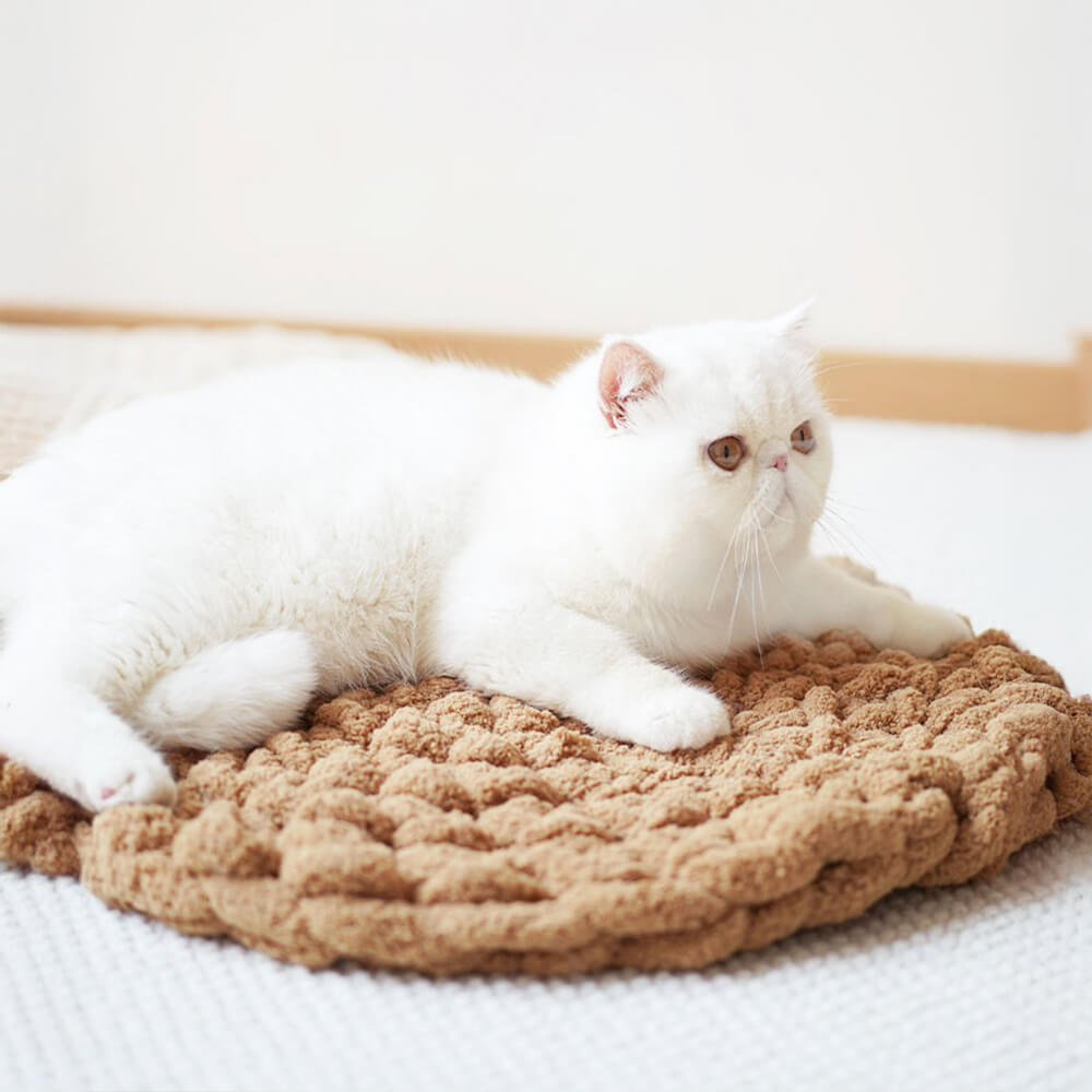 Cama redonda suave para mascotas de punto grueso y tejido a mano