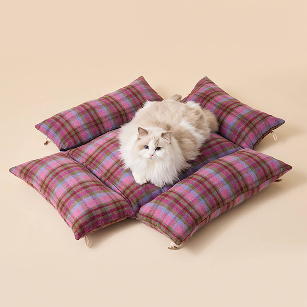 Cama para perros y gatos reversible suave y expandible a cuadros con botón de cuerno