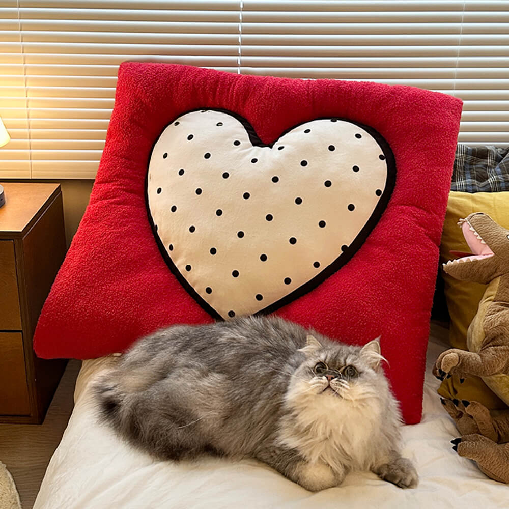 Alfombrilla cómoda y a rayas con forma de corazón para perros y gatos