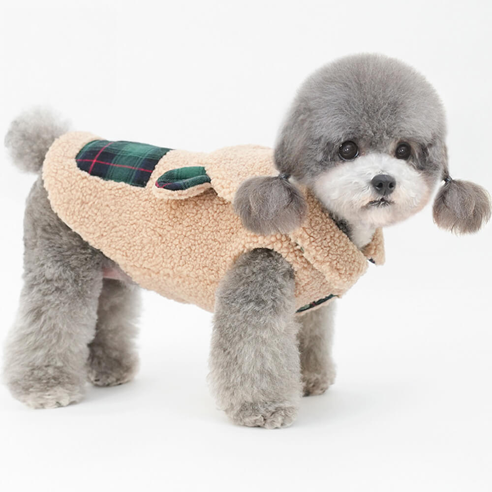 Chaleco Sherpa con ribete de cuadros para perros: cómodo, bonito y perfecto para el invierno