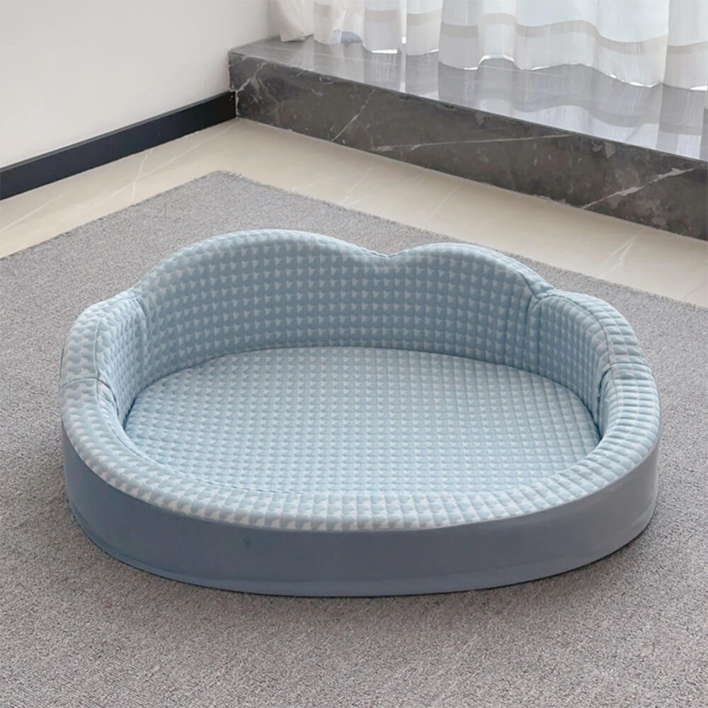 Cama reversible antideslizante lavable y refrescante para perros y gatos con forma de nube