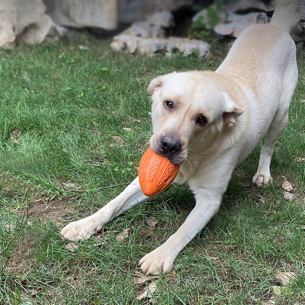 Juguete para masticar para perros con forma de balón de fútbol, juguete interactivo con golosinas ocultas