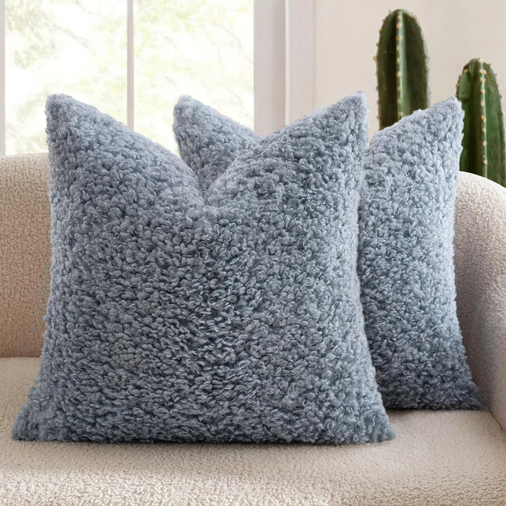 Cojín decorativo de terciopelo suave y elegante con forma de oso