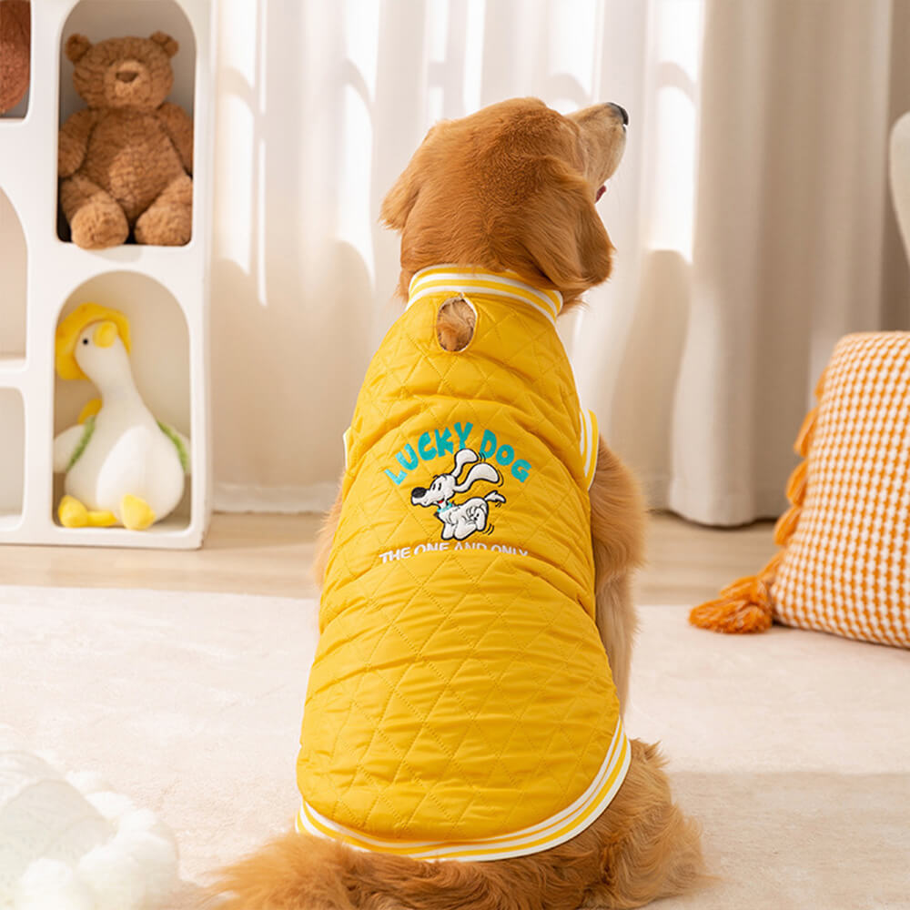 Chaqueta de abrigo para perro de felpa cálida con diseño de tablero de ajedrez y estilo elegante