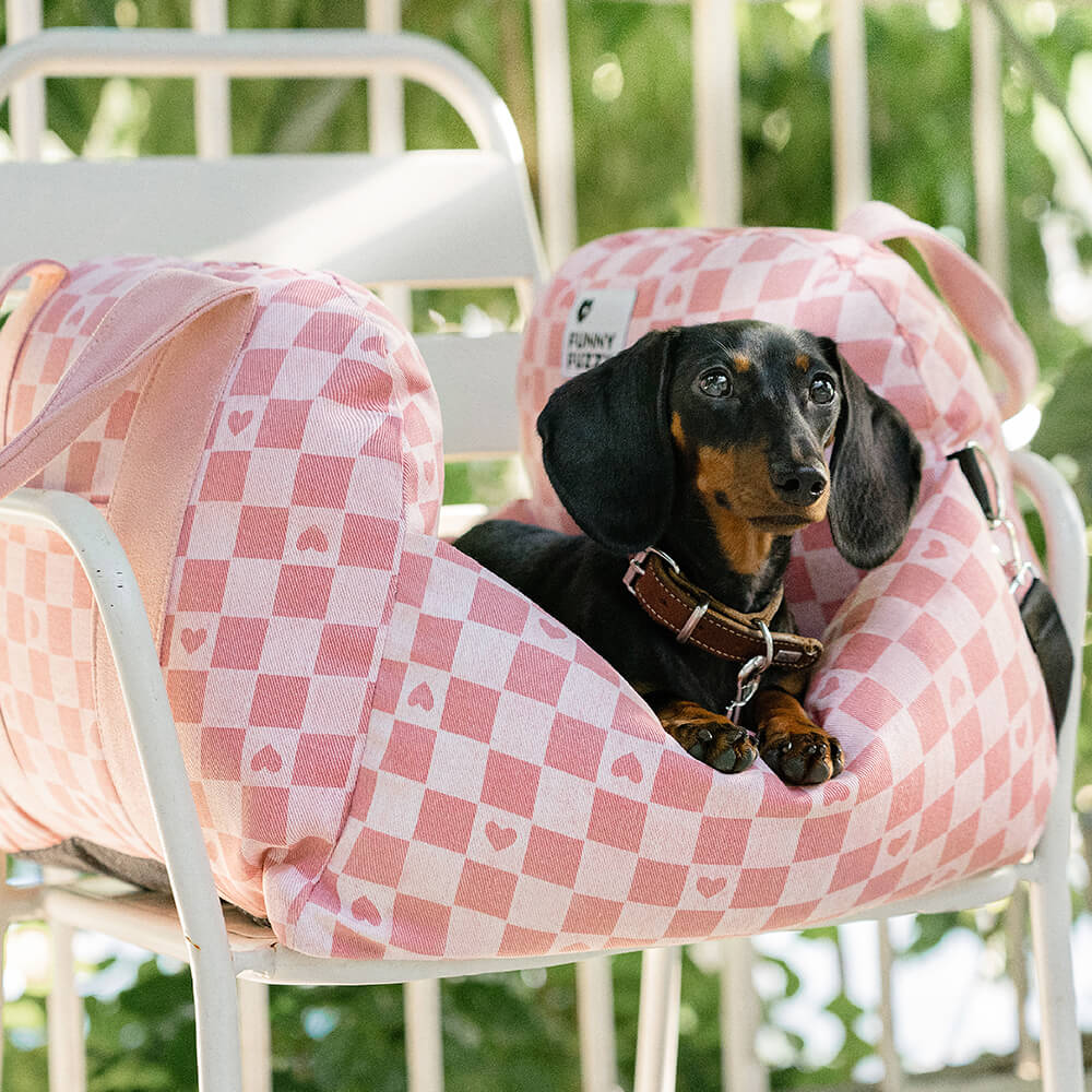 Cama para Asiento de Coche para Perros Vintage a Cuadros con Corazones