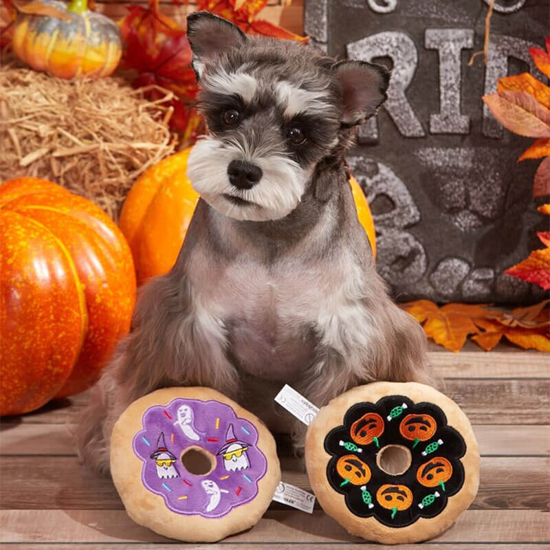 Juguete para perros de peluche con forma de donut de Halloween