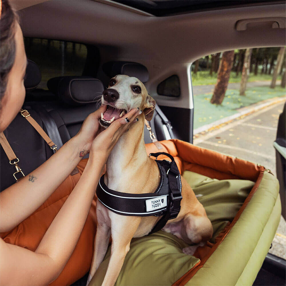 Cama elevadora grande de lujo con asiento de coche para perros de piel sintética - Urban Voyager