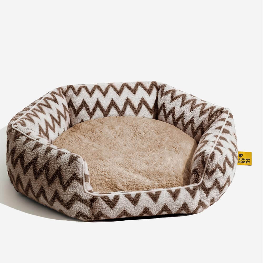 Cama para gatos de chevrón Plush Retreat - El abrazo cálido