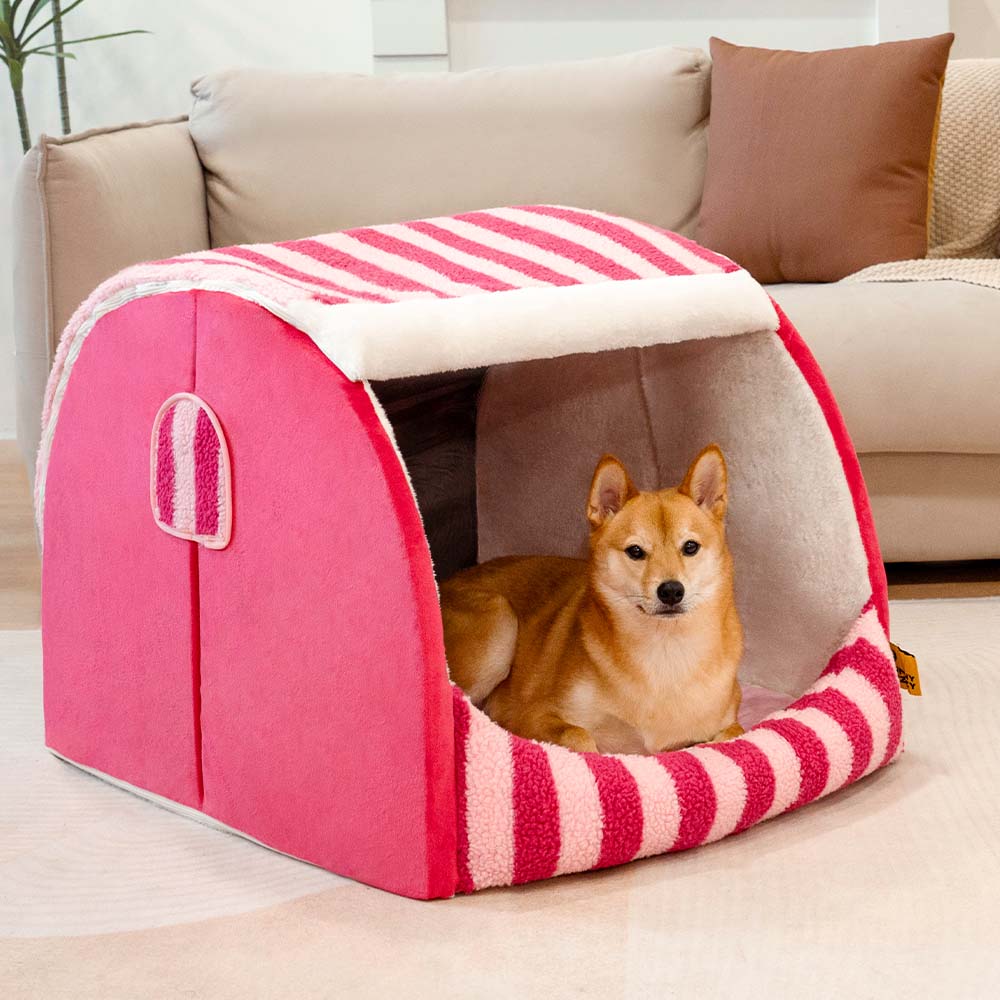 Cama ortopédica para perros con diseño de casa a rayas de moda: Cozy Hideaway